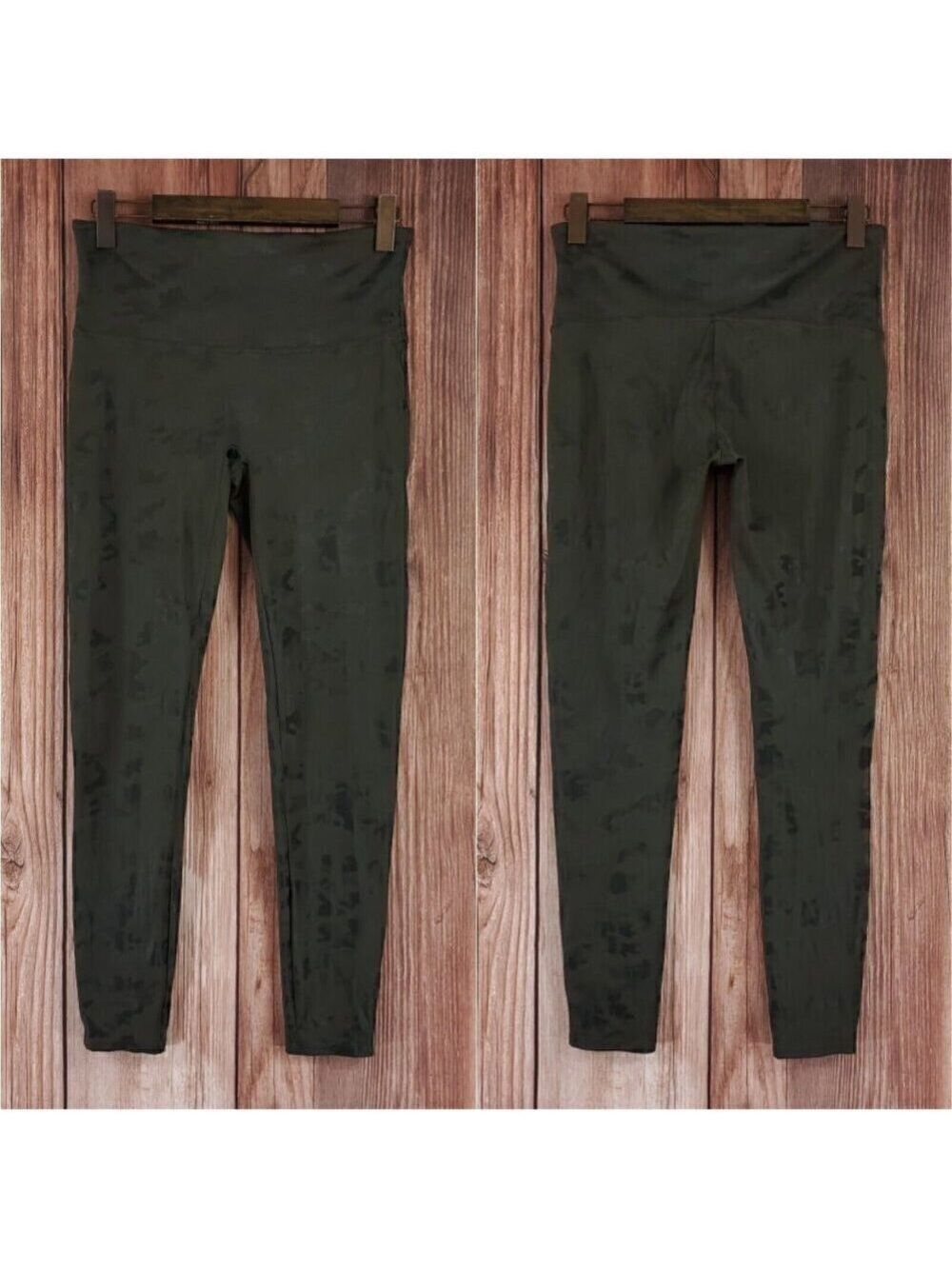 SPANX Womens Size XL Olive Green Faux Leather Camo Leggings Pants 20185R